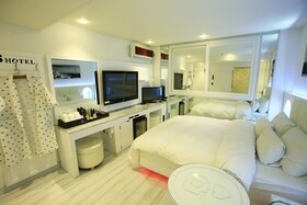 Yangpyeong Show Hotel