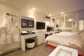 Yangpyeong Show Hotel