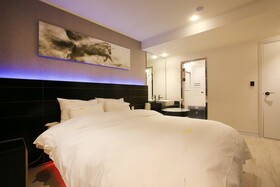 Yangpyeong Show Hotel