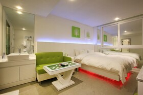 Yangpyeong Show Hotel