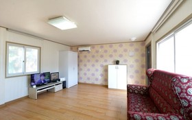 Yeoncheon Wanguijataek Pension