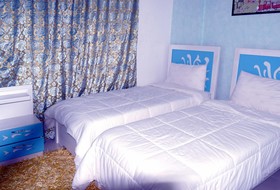 Leader Apartments