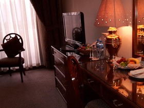 New Park Hotel