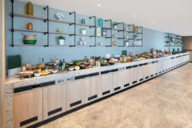 Park Inn by Radisson Hotel & Apartments Kuwait