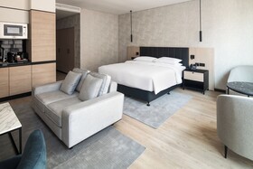 Park Inn by Radisson Hotel & Apartments Kuwait