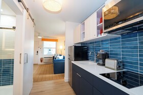 Sunshine Suites Resort