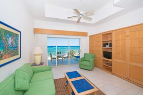Wyndham Reef Resort Grand Cayman