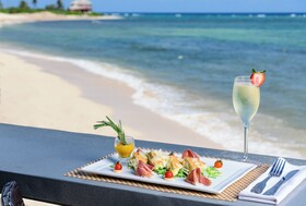 Wyndham Reef Resort Grand Cayman