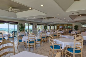 Wyndham Reef Resort Grand Cayman