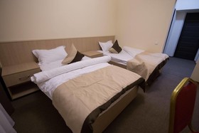 Al Farabi Hotel