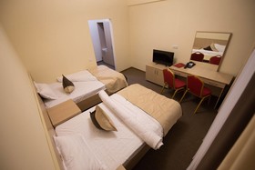 Al Farabi Hotel