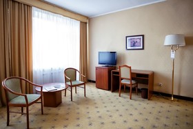 City Hotel Tien Shan