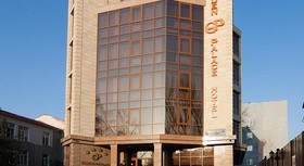 Golden Palace
