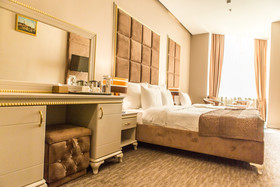 Grand Sapphire Hotel