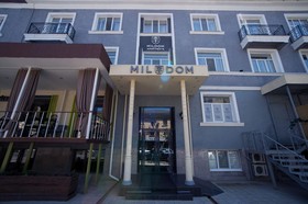 Mildom Hotel