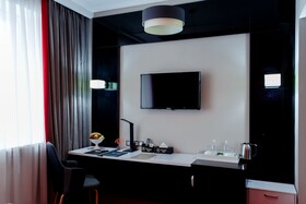 Mildom Premium Hotel