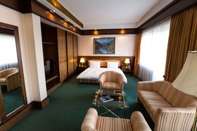 Rahat Palace