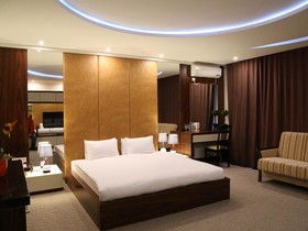 La Casa Hotel