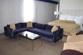 Renaissance by Crystal, Atyrau