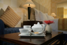 Renaissance by Crystal, Atyrau
