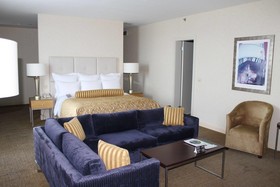 Renaissance by Crystal, Atyrau
