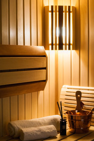 Alanda Hotel