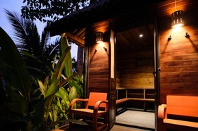 Hillside - Nature Lifestyle Lodge