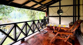 Hillside - Nature Lifestyle Lodge