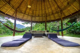 Hillside - Nature Lifestyle Lodge