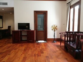 Houngvilai Hotel