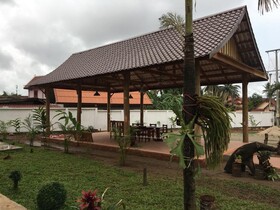 Leego Hotel
