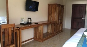 Leego Hotel