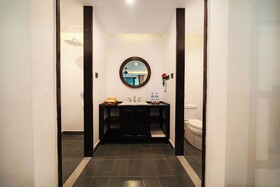 Manyo Hotel And Resort