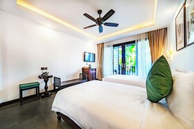 Manyo Hotel And Resort