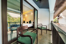 Manyo Hotel And Resort