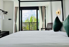 Manyo Hotel And Resort