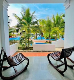 Manyo Hotel And Resort