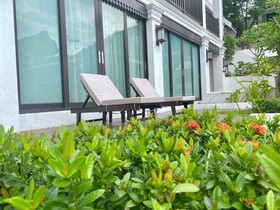 Manyo Hotel And Resort