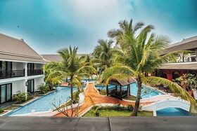 Manyo Hotel And Resort