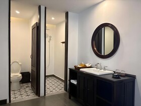 Manyo Hotel And Resort
