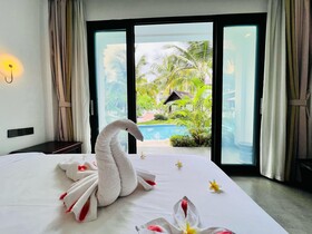 Manyo Hotel And Resort