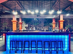 Manyo Hotel And Resort