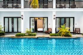 Manyo Hotel And Resort