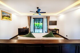 Manyo Hotel And Resort