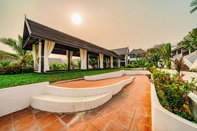 Manyo Hotel And Resort