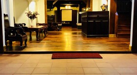 Merry Riverside Hotel