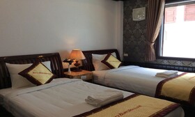 Merry Riverside Hotel