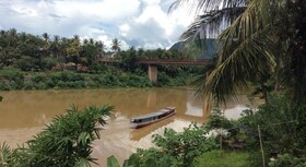 Merry Riverside Hotel