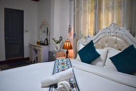 Monsane villa