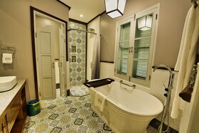 MyBanLao Hotel
